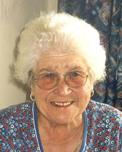 Hausfrau, Laakirchen, Oberhumerstrae 2, im 83.