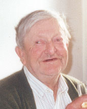 Angestellter i. P., Oberweis, Am Bach 9, im 83.